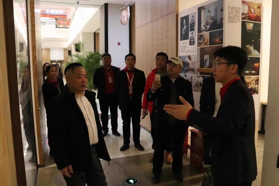 上海多家装修企业领导参观林凤装饰集团
