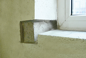 理石窗台板返沿墙面接口开槽